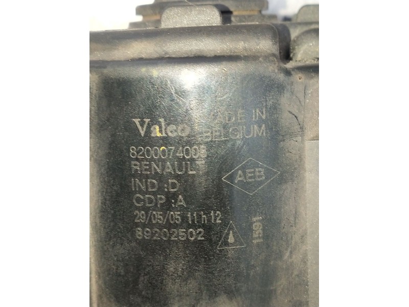 Recambio de faro antiniebla izquierdo para renault laguna ii (bg0/1_) 2.2 dci (bg0f) referencia OEM IAM 8200074008 89202502 2005