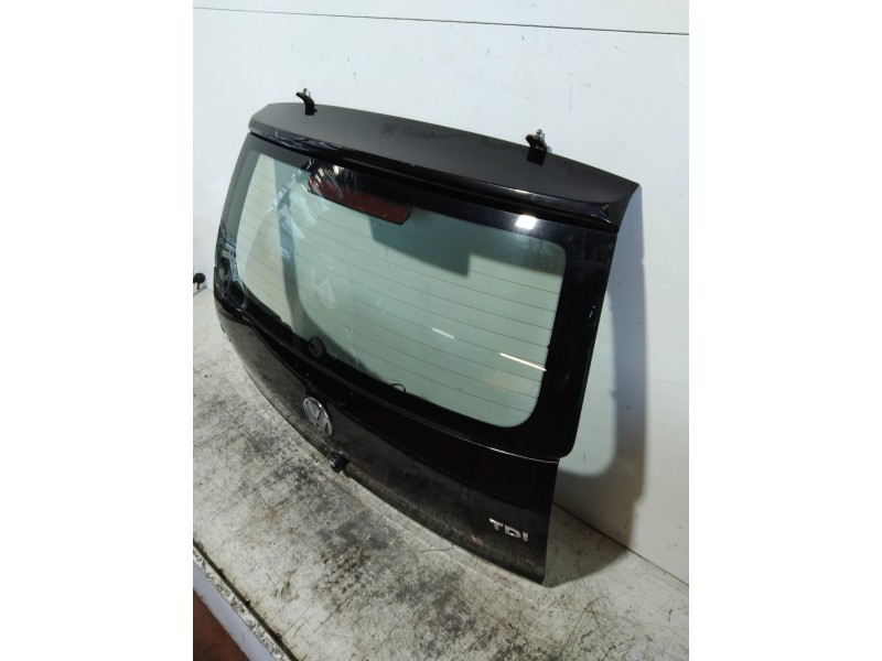 Recambio de porton trasero para volkswagen fox (5z1) básico referencia OEM IAM   