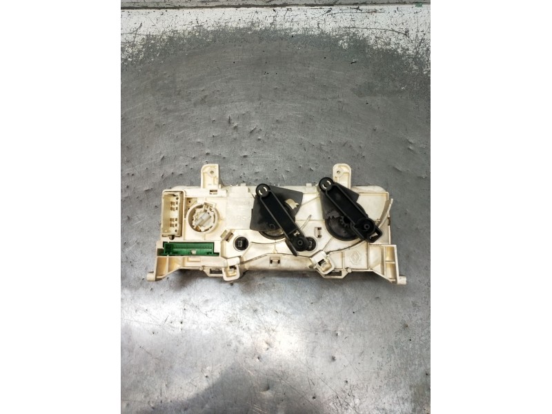 Recambio de mando calefaccion / aire acondicionado para renault clio ii (bb_, cb_) 1.5 dci (b/cb07) referencia OEM IAM   2001