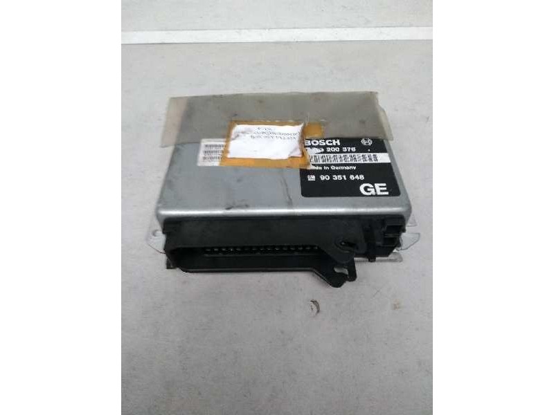 Recambio de centralita motor uce para opel vectra a 2.0 referencia OEM IAM 0261200376 90351648 GE
