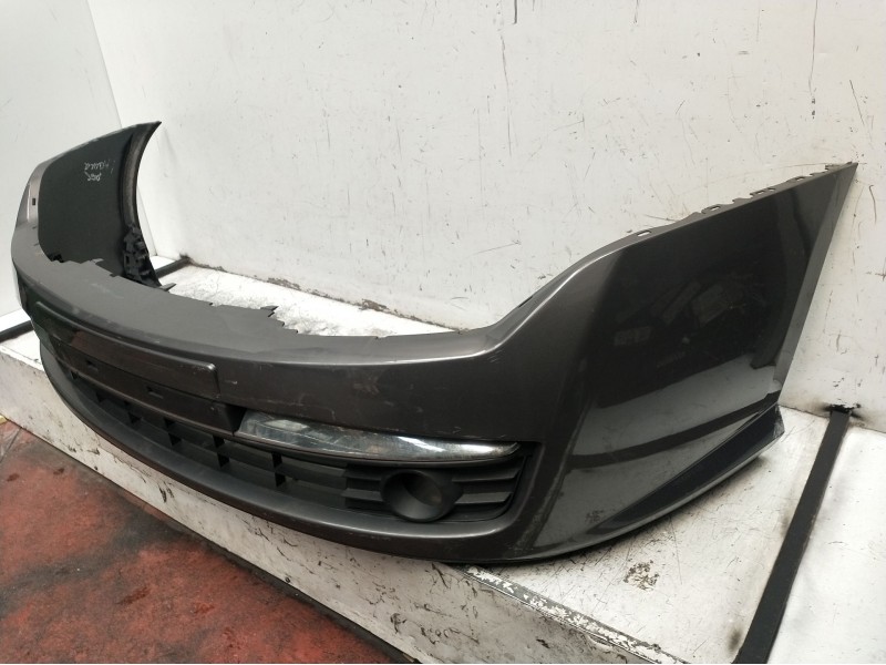 Recambio de paragolpes delantero para renault laguna iii (bt0/1) 2.0 dci (bt07, bt0j, bt14, bt1a, bt1s) referencia OEM IAM   200