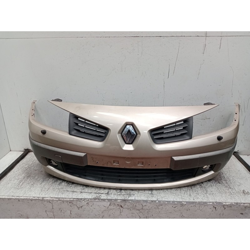 Recambio de paragolpes delantero para renault megane ii station wagon (km0/1_) 1.9 dci referencia OEM IAM  SW 2006