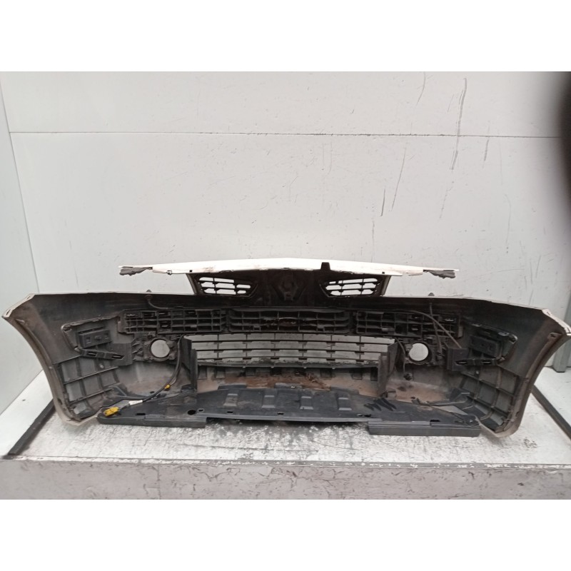 Recambio de paragolpes delantero para renault megane ii station wagon (km0/1_) 1.9 dci referencia OEM IAM  SW 2006