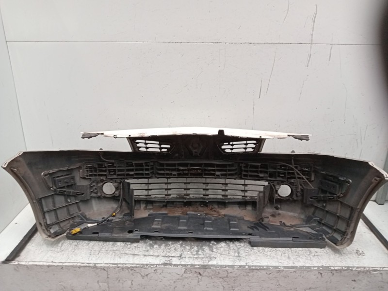 Recambio de paragolpes delantero para renault megane ii station wagon (km0/1_) 1.9 dci referencia OEM IAM  SW 2006