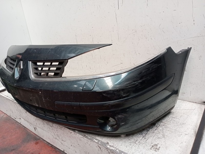 Recambio de paragolpes delantero para renault laguna ii (bg0/1_) 2.2 dci (bg0f) referencia OEM IAM   2005