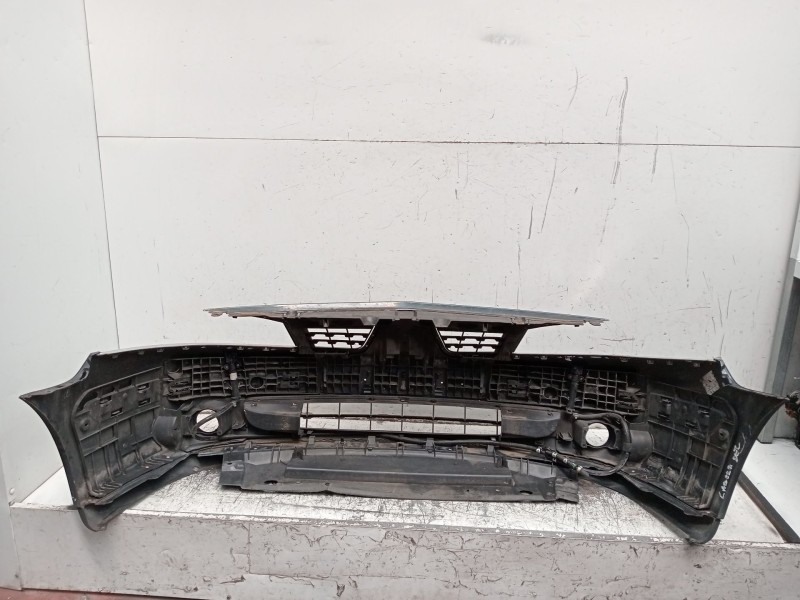 Recambio de paragolpes delantero para renault laguna ii (bg0/1_) 2.2 dci (bg0f) referencia OEM IAM   2005