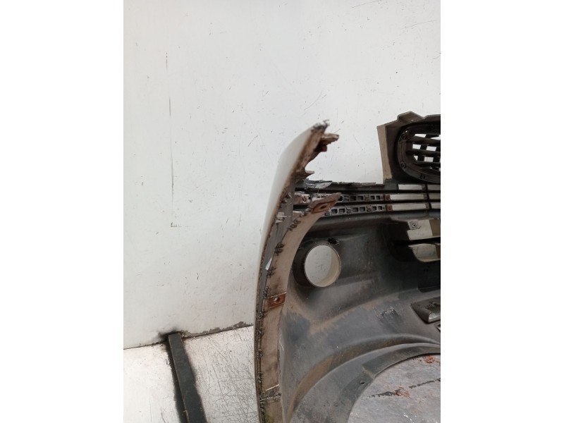 Recambio de paragolpes delantero para ssangyong kyron 2.0 xdi referencia OEM IAM  VER FOTOS 2005