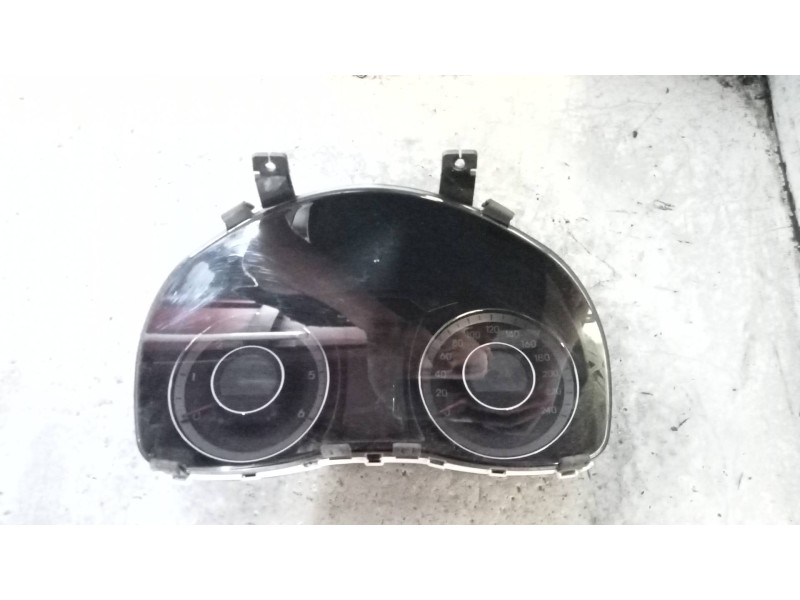 Recambio de cuadro instrumentos para hyundai i40 1.7 crdi cat referencia OEM IAM 940113Z050 11001777320H 