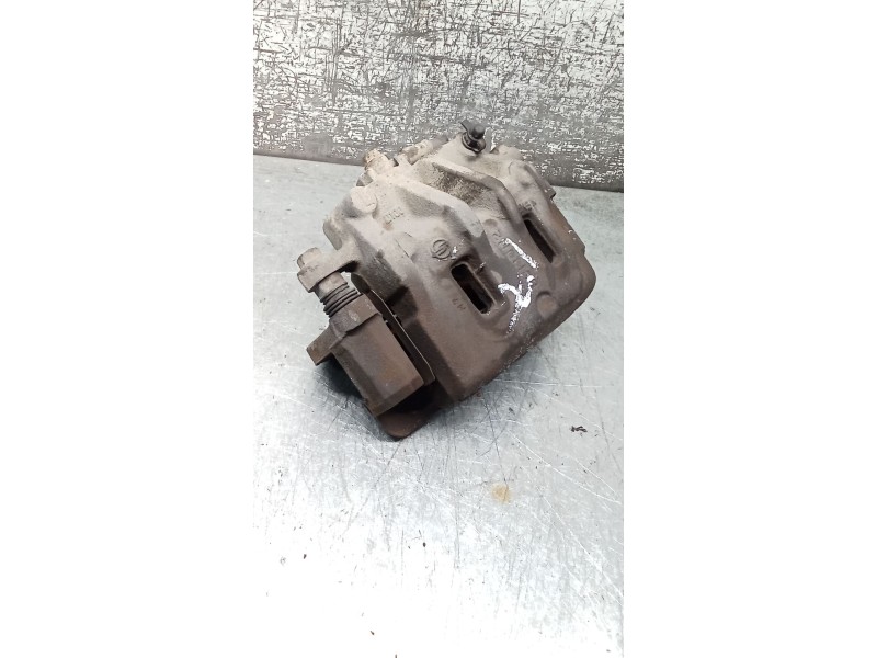 Recambio de pinza freno delantera izquierda para ssangyong kyron 2.0 xdi referencia OEM IAM  MANDO 05