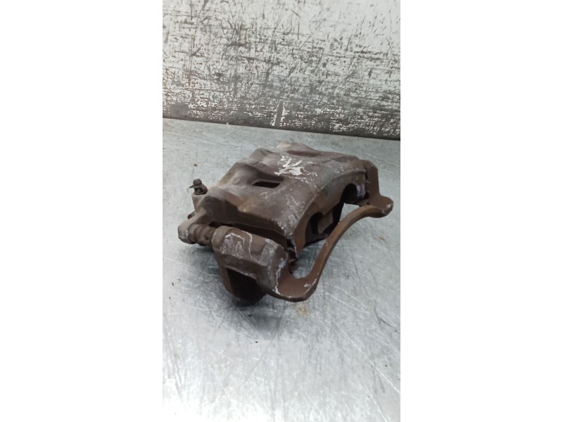 Recambio de pinza freno delantera derecha para ssangyong kyron 2.0 xdi referencia OEM IAM  MANDO 05