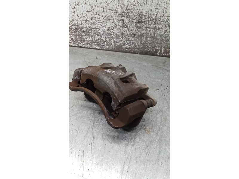 Recambio de pinza freno delantera derecha para ssangyong kyron 2.0 xdi referencia OEM IAM  MANDO 05