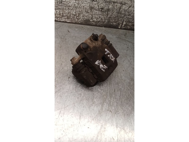 Recambio de pinza freno trasera derecha para ssangyong kyron 2.0 xdi referencia OEM IAM  MANDO 05