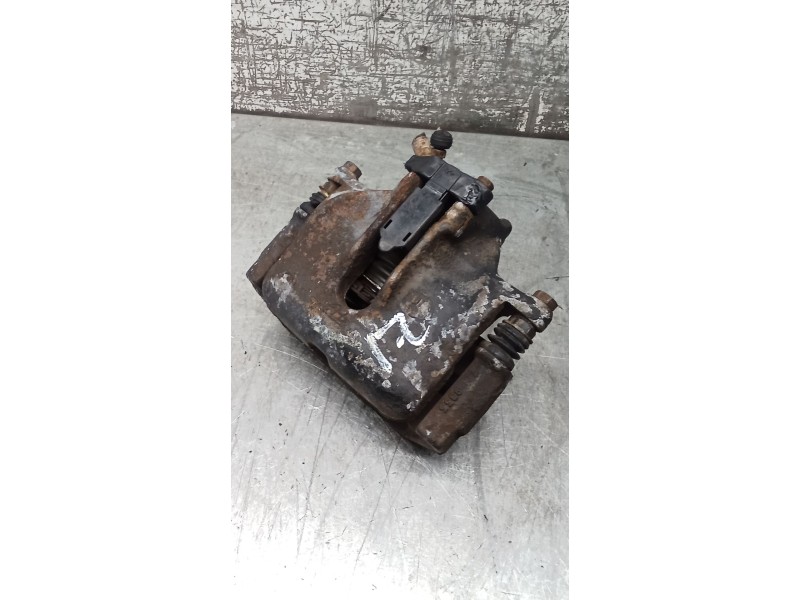 Recambio de pinza freno delantera izquierda para mercedes-benz 124 sedán (w124) 300 d (124.130) referencia OEM IAM  ATE 89