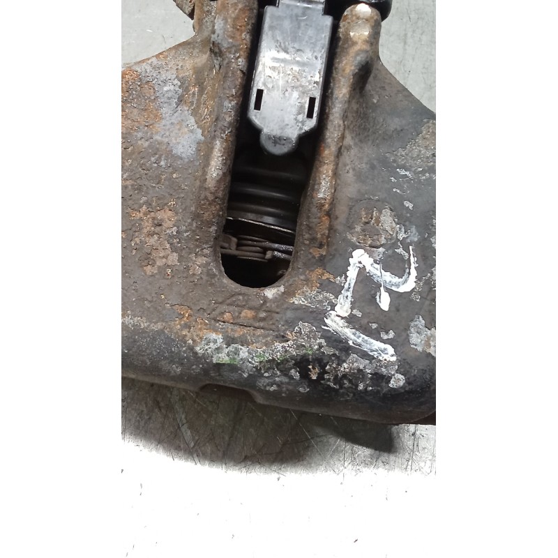 Recambio de pinza freno delantera izquierda para mercedes-benz 124 sedán (w124) 300 d (124.130) referencia OEM IAM  ATE 89