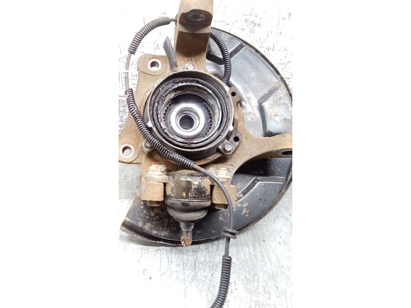 Recambio de mangueta delantera derecha para ssangyong kyron 2.0 xdi referencia OEM IAM   05