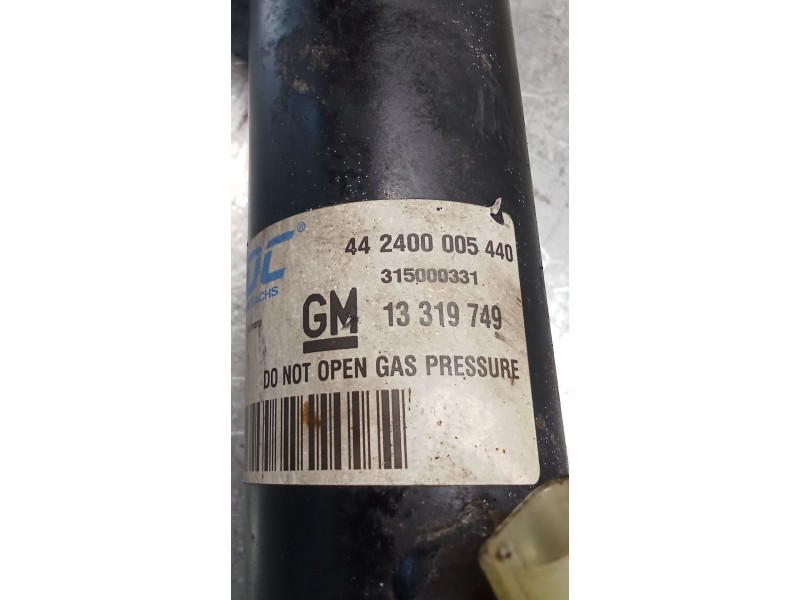 Recambio de amortiguador trasero izquierdo para opel insignia a sports tourer (g09) 2.0 cdti (35) referencia OEM IAM 13319750 31