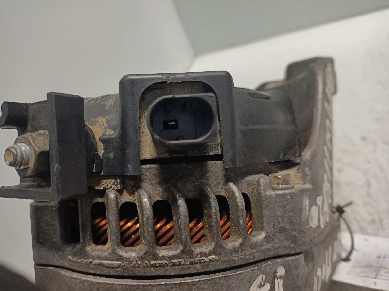 Recambio de alternador para bmw serie 1 lim. 5-trg. (f20) 118d referencia OEM IAM 1042118181 764013103 DENSO 150A