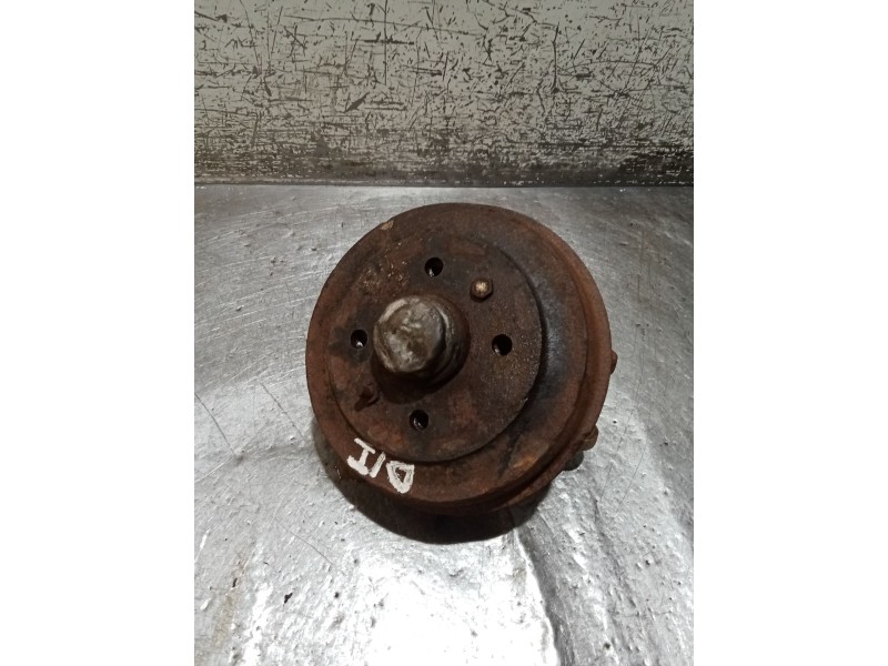 Recambio de mangueta delantera izquierda para seat 600 (110b) 0.8 referencia OEM IAM   70