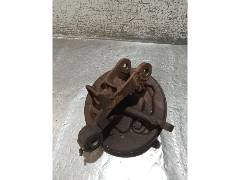 Recambio de mangueta delantera derecha para seat 600 (110b) 0.8 referencia OEM IAM   70