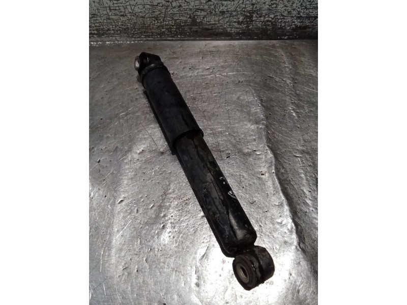 Recambio de amortiguador trasero derecho para renault master iii furgoneta (fv) 2.3 dci 125 fwd (fv0c, fv0d, fv0g, fv0h, fv0j, f
