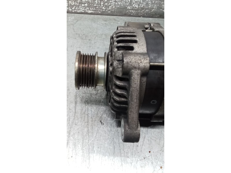 Recambio de alternador para opel insignia a sports tourer (g09) 2.0 cdti (35) referencia OEM IAM 1350256 100A 08