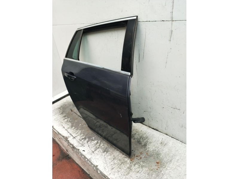 Recambio de puerta trasera derecha para opel insignia a sports tourer (g09) 2.0 cdti (35) referencia OEM IAM  5P 2008