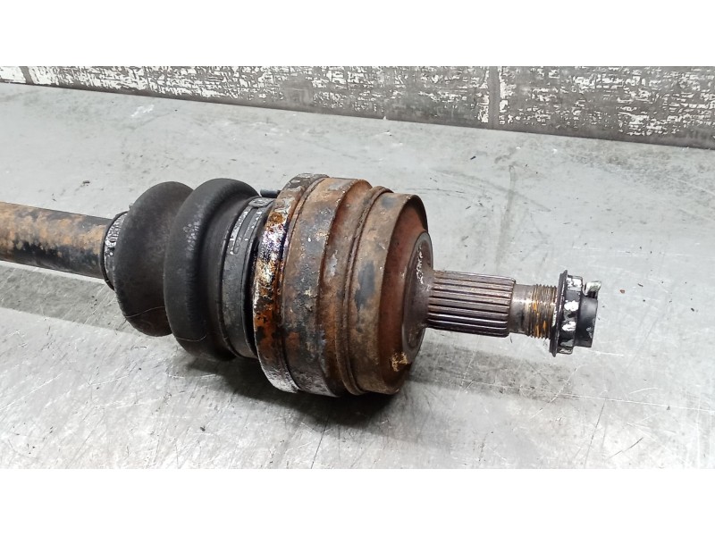 Recambio de transmision trasera izquierda para mercedes-benz 124 sedán (w124) 300 d (124.130) referencia OEM IAM   89