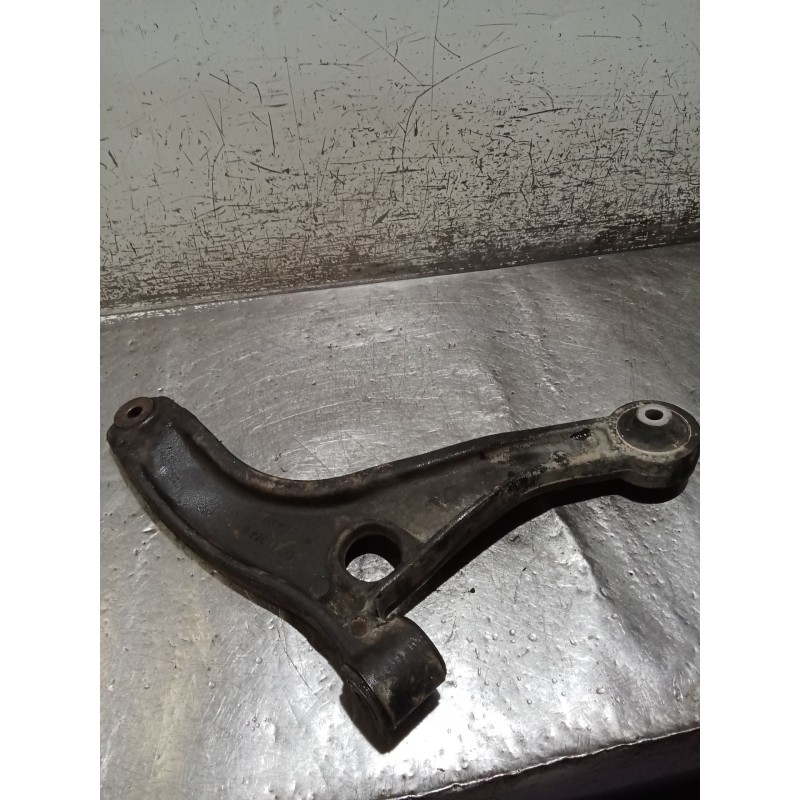 Recambio de brazo suspension inferior delantero izquierdo para renault master iii furgoneta (fv) 2.3 dci 125 fwd (fv0c, fv0d, fv