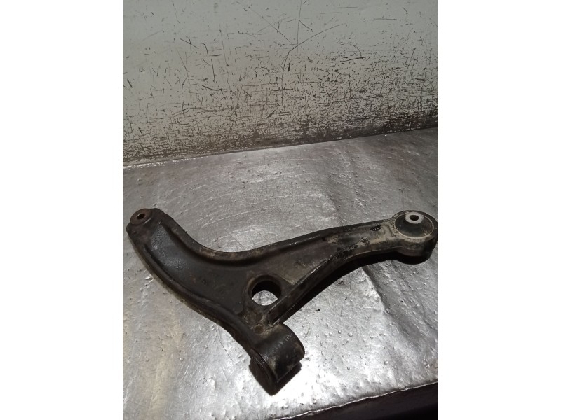 Recambio de brazo suspension inferior delantero izquierdo para renault master iii furgoneta (fv) 2.3 dci 125 fwd (fv0c, fv0d, fv