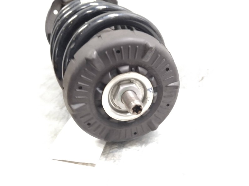 Recambio de amortiguador delantero derecho para opel mokka 1.7 16v cdti referencia OEM IAM 95137358  