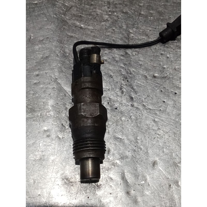 Recambio de inyector para nissan terrano ii (r20) 2.7 tdi 4wd referencia OEM IAM KCA17S102 BOSCH INYECTOR CABLE