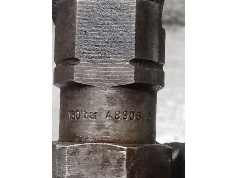Recambio de inyector para nissan terrano ii (r20) 2.7 tdi 4wd referencia OEM IAM KCA17S102 BOSCH INYECTOR CABLE
