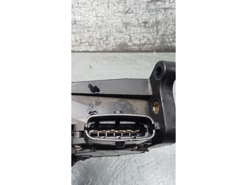 Recambio de potenciometro pedal para ssangyong kyron 2.0 xdi referencia OEM IAM 2055009000  05