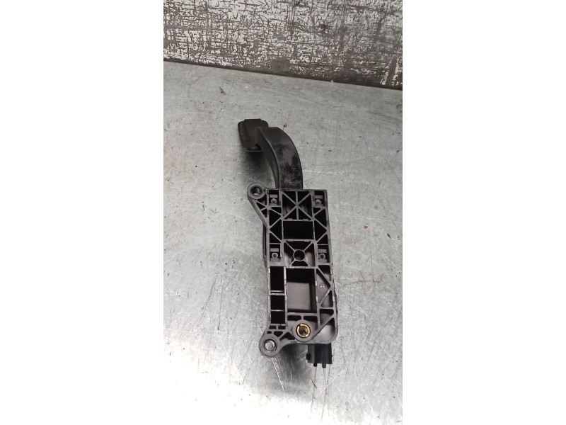 Recambio de potenciometro pedal para ssangyong kyron 2.0 xdi referencia OEM IAM 2055009000  05