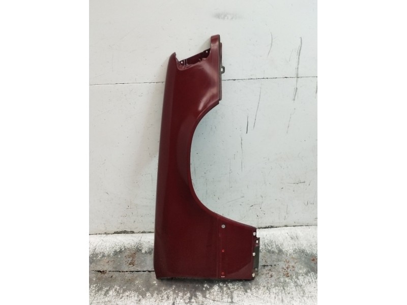 Recambio de aleta delantera derecha para mercedes-benz 124 sedán (w124) 300 d (124.130) referencia OEM IAM   1989