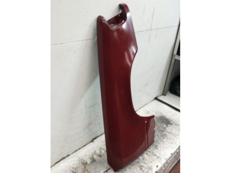 Recambio de aleta delantera derecha para mercedes-benz 124 sedán (w124) 300 d (124.130) referencia OEM IAM   1989