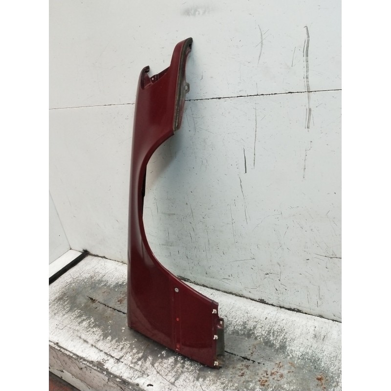 Recambio de aleta delantera derecha para mercedes-benz 124 sedán (w124) 300 d (124.130) referencia OEM IAM   1989