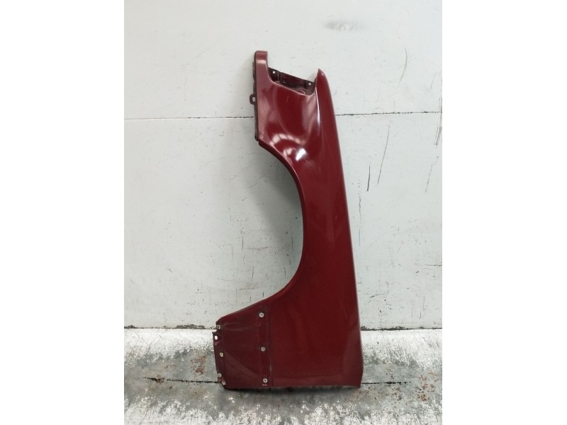 Recambio de aleta delantera izquierda para mercedes-benz 124 sedán (w124) 300 d (124.130) referencia OEM IAM   1989