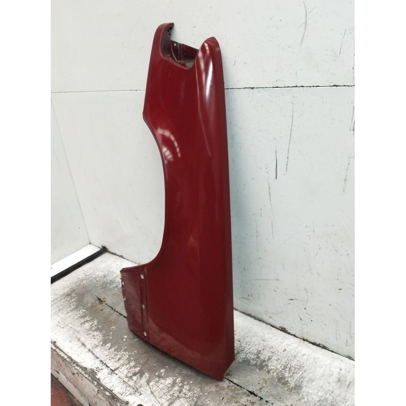 Recambio de aleta delantera izquierda para mercedes-benz 124 sedán (w124) 300 d (124.130) referencia OEM IAM   1989