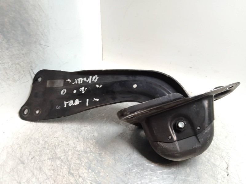 Recambio de brazo suspension superior trasero izquierdo para skoda octavia berlina (1z3) 2.0 tdi dpf referencia OEM IAM   