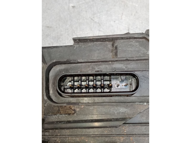 Recambio de motor cierre centralizado trasero derecho para land rover discovery sport (l550) 2.0 d 4x4 referencia OEM IAM GK7224