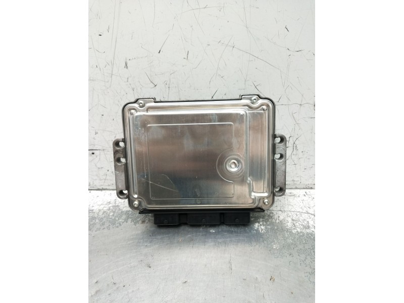 Recambio de centralita motor uce para renault espace iv (jk0/1_) 2.2 dci (jk0h) referencia OEM IAM 0281011724 8200311550 8200384