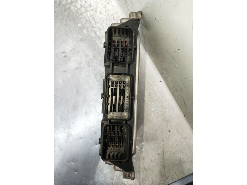 Recambio de centralita motor uce para renault espace iv (jk0/1_) 2.2 dci (jk0h) referencia OEM IAM 0281011724 8200311550 8200384