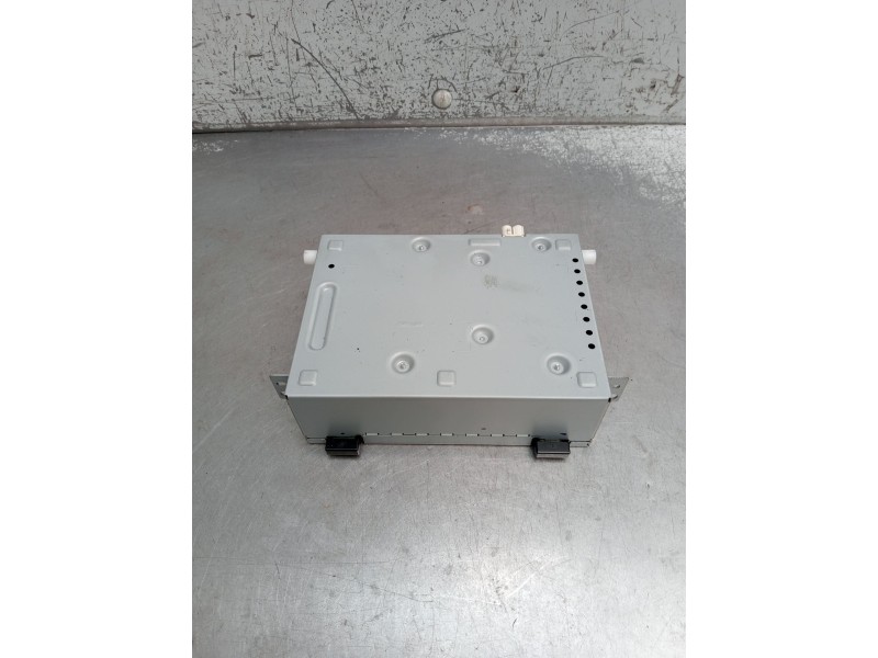 Recambio de sistema audio / radio cd para land rover discovery sport (l550) 2.0 d 4x4 referencia OEM IAM HX6318K812BD  2015