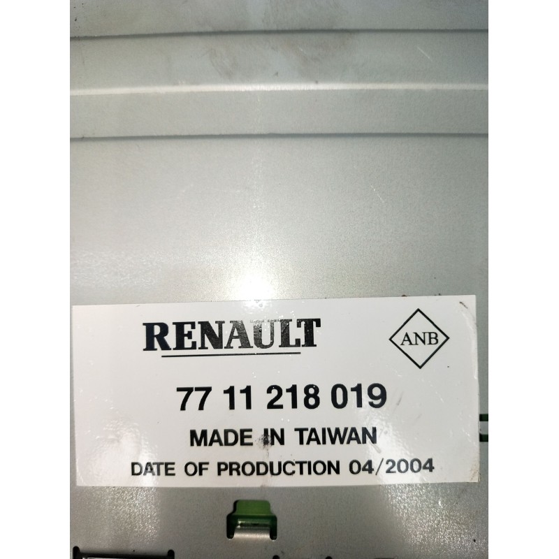 Recambio de sistema audio / radio cd para renault espace iv (jk0/1_) 2.2 dci (jk0h) referencia OEM IAM 7711218019  2005