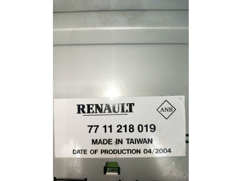 Recambio de sistema audio / radio cd para renault espace iv (jk0/1_) 2.2 dci (jk0h) referencia OEM IAM 7711218019  2005