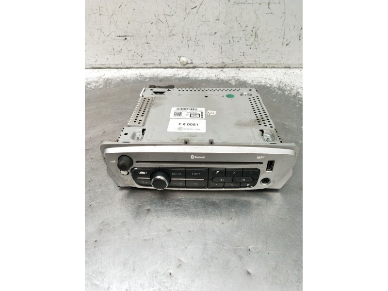 Recambio de sistema audio / radio cd para renault scénic iii (jz0/1_) 1.5 dci (jz02, jz0r) referencia OEM IAM A2C32333000 281153