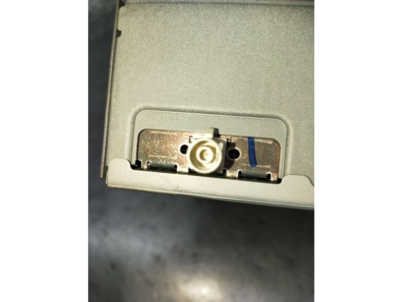 Recambio de sistema audio / radio cd para renault scénic iii (jz0/1_) 1.5 dci (jz02, jz0r) referencia OEM IAM A2C32333000 281153