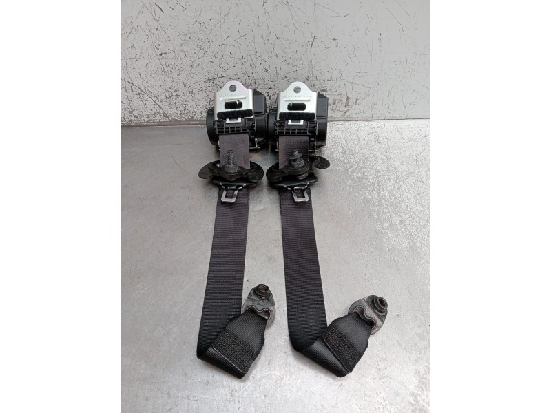 Recambio de juego cinturones trasero para land rover discovery sport (l550) 2.0 d 4x4 referencia OEM IAM  5P 2015