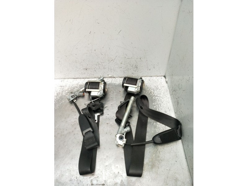 Recambio de juego cinturones delantero para renault scénic iii (jz0/1_) 1.5 dci (jz02, jz0r) referencia OEM IAM  5P 2009
